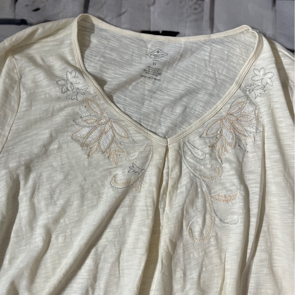 a new day Cream V-Neck Blouse - Picture 2 of 5